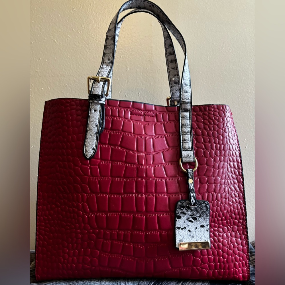 FORTEXO Crocodile Pattern Vegan Leather Tote Bag
